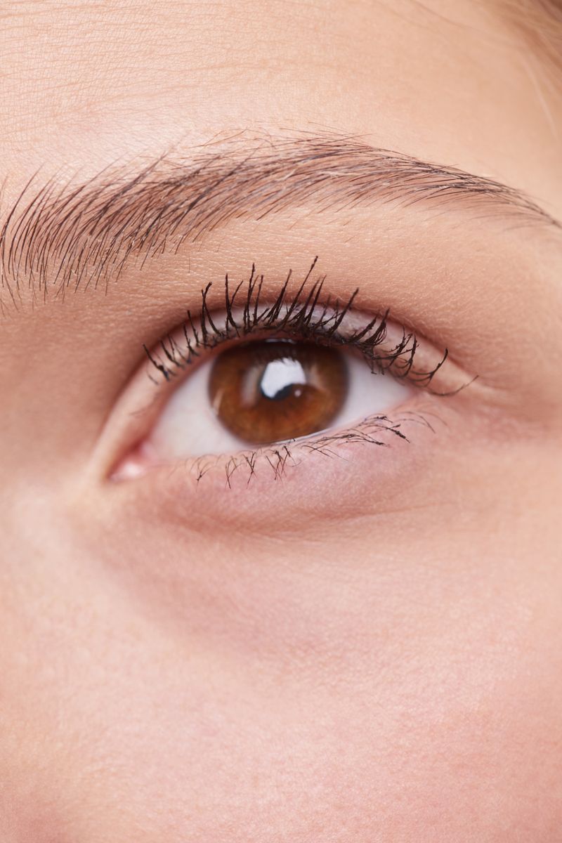 Καθαρισμός Φρυδιών με Τσιμπιδάκι - pexels eyebrow laser